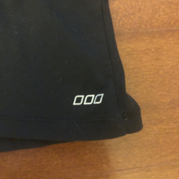 LuLulemon tank - Picture 3 of 6